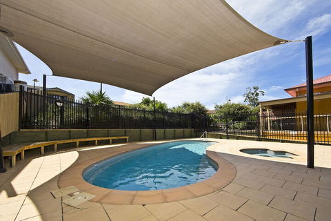 Aqua Lagoon - Accommodation Burleigh 2