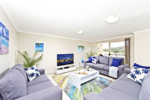 Aqua Lagoon - Accommodation Burleigh 0