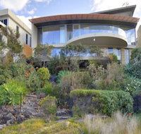 Whale View - Accommodation Burleigh