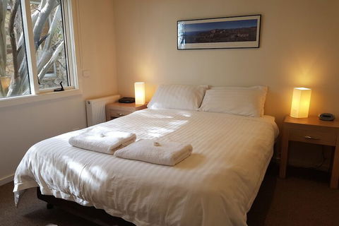 K2 Unit 11 - Accommodation Burleigh 4