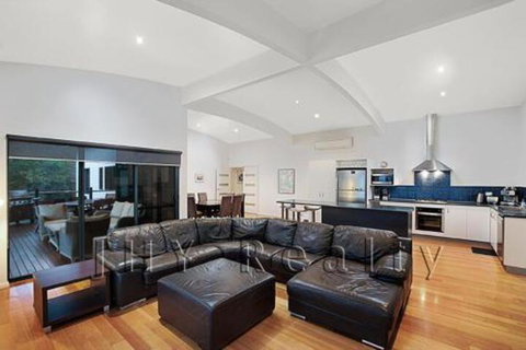 Eagle Vista - Accommodation Burleigh 4