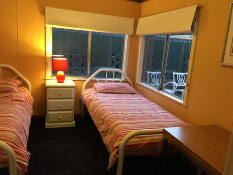 Gabbadah Beach House - Accommodation Burleigh 3