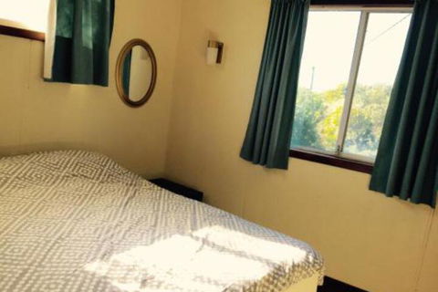 The Kite Beach House - Accommodation Burleigh 2