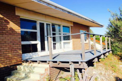 Sand N Sun Beach House - Accommodation Burleigh 5
