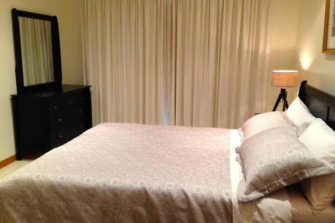 The Villa On Pine Tree - Accommodation Burleigh 2