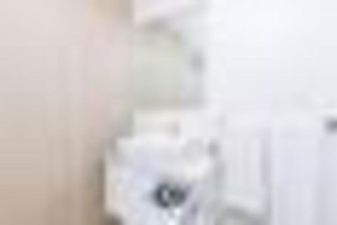 New Modern Apartment With Parking Near Amenities - Accommodation Burleigh 5