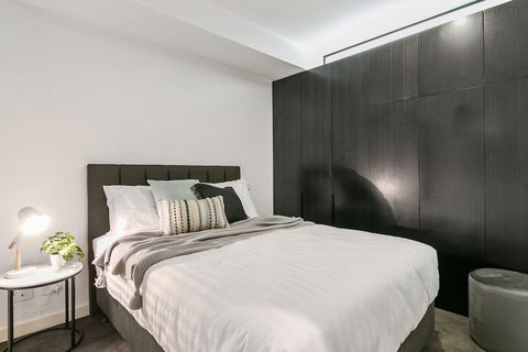 GRATTAN A Premier Location & Modern Space - Accommodation Burleigh 2