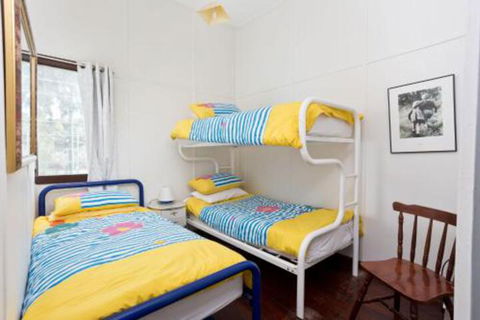 Moore River Beach Shack - Accommodation Burleigh 2