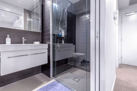 Illumina 1607 - Accommodation Burleigh 4