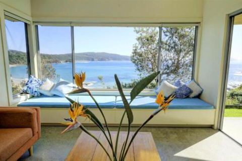 Yallumbee - Accommodation Burleigh 6
