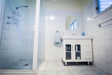 Heathers Mica Cottage - Accommodation Burleigh 7