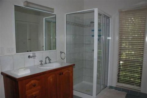 Appian Beach House - Accommodation Burleigh 3