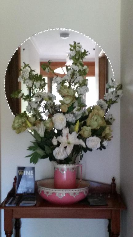 Beezneez B & B - Accommodation Burleigh 6