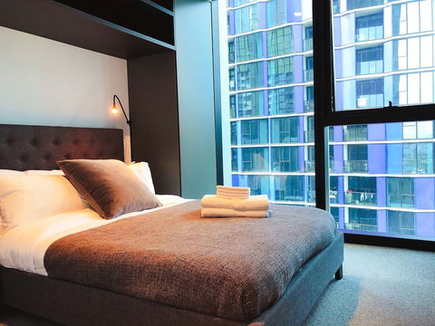 CBD Amazing View 2 Bedrooms Apartments - Accommodation Burleigh 5