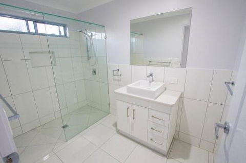 Ashanti - Accommodation Burleigh 0