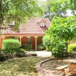 Amber Cottage - Accommodation Burleigh 0