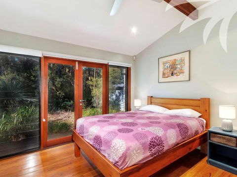 Buccoo - Accommodation Burleigh 4