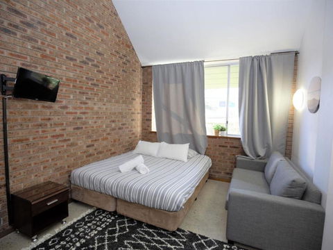 Gables 11 On Clyde Street - Accommodation Burleigh 6