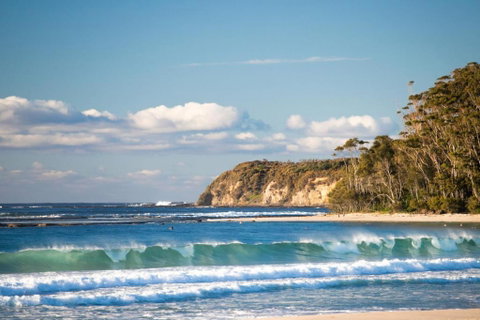 Fathoms 17 Mollymook ALL LINEN PROVIDED - Accommodation Burleigh 2