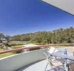 Fathoms 17 Mollymook ALL LINEN PROVIDED - Accommodation Burleigh