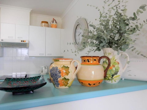 Fathoms 6 Mollymook - Accommodation Burleigh 5