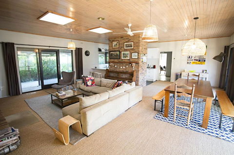 LOCKINGTON - Accommodation Burleigh 5