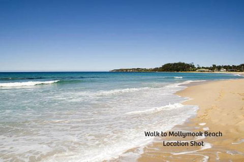 Mollymook Townhouse Shepherd Street 3 / 13 - Accommodation Burleigh 4