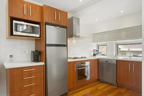 Mollymook Townhouse Shepherd Street 3 / 13 - Accommodation Burleigh 6