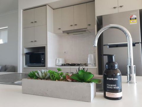 Riverfront Brisbane City - Accommodation Burleigh 6
