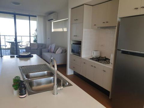 Riverfront Brisbane City - Accommodation Burleigh 4