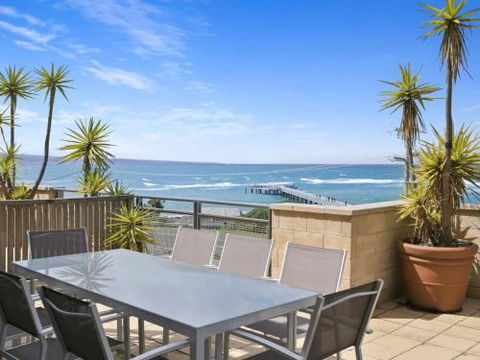 APARTMENT 11 PACIFIC APARTMENTS - Accommodation Burleigh 4