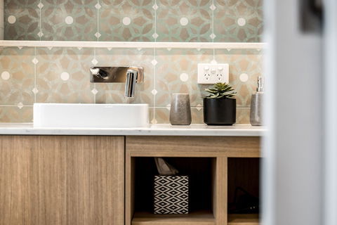 A PERFECT STAY Luxe & Bloom - Accommodation Burleigh 5