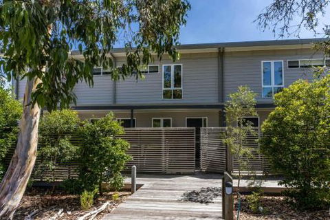 COASTAL SOUL VILLA At BROADBEACH - Accommodation Burleigh 1