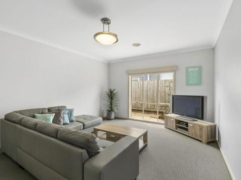 THE LOCH SURFSIDE WIFI NETFLIX PET FRIENDLY (OUTSIDE ONLY) - Accommodation Burleigh 4