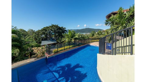 Ambience Of Airlie - Airlie Beach - Accommodation Burleigh 3