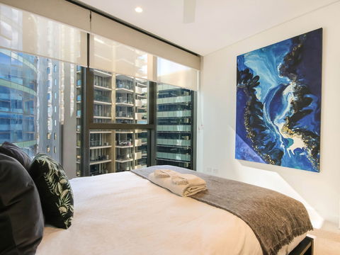 Urban Rest - Mary St - Accommodation Burleigh 2