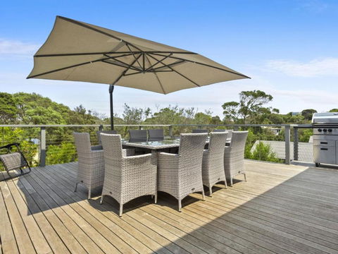 YOU ME & THE SEA BLAIRGOWRIE - Accommodation Burleigh 6