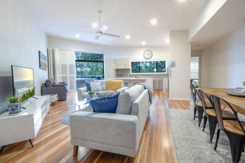 Ait Shona Happy Place. Apt 10 Haven On The Park - Accommodation Burleigh 0