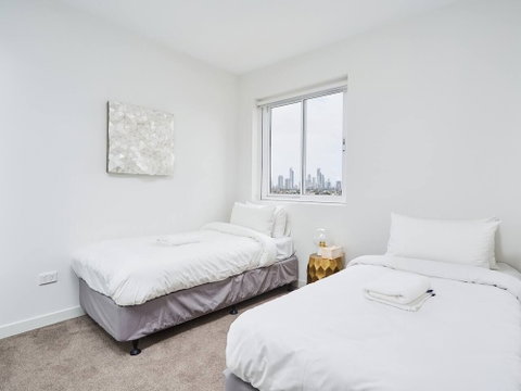 Luxurious 2bed 2bath APT With Parking@southport - Accommodation Burleigh 5