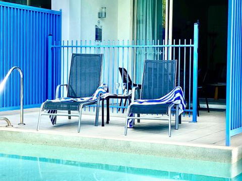 Lagoons Studio Swim Out With Heated Pool - Accommodation Burleigh 3