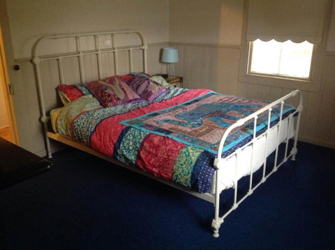 Pemberton - Accommodation Burleigh 3