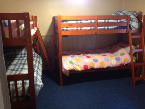 Pemberton - Accommodation Burleigh 4