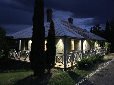 Beechworth 4a Albert Road - Accommodation Burleigh 3