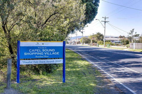 CAPEL A Great Family Getaway - Accommodation Burleigh 0