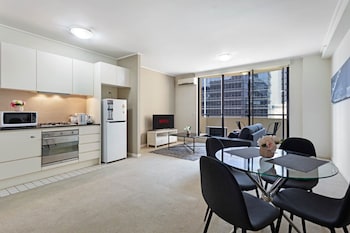 STAY&CO Serviced Apartments North Sydney Napier - Accommodation Burleigh 5