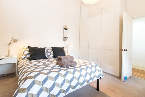 HUNTER In The Heart Of Collingwood Fitzroy - Accommodation Burleigh 3