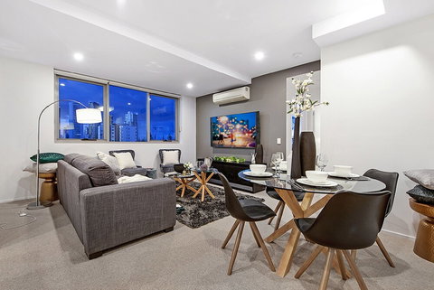NEO Apartments Holidays Gold Coast - Accommodation Burleigh 4