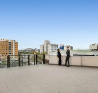 Stunning Potts Point Apartment - Accommodation Burleigh