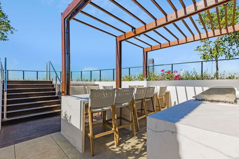 FV Dream 2 BED Apt+ Pool+ Free Parking Qfv211-16 - Accommodation Burleigh 0