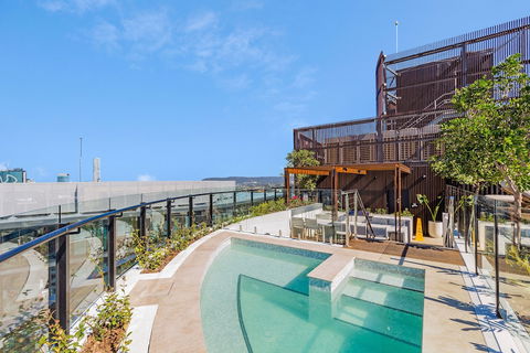 FV Dream 2 BED Apt+ Pool+ Free Parking Qfv211-16 - Accommodation Burleigh 1